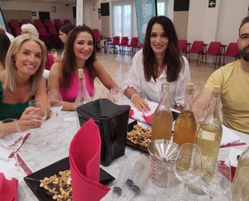 Éxito de convocatoria en el Taller de Ensamblaje de vinos
