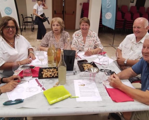 Éxito de convocatoria en el Taller de Ensamblaje de vinos