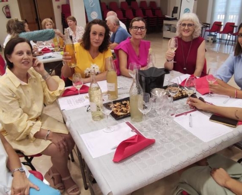 Éxito de convocatoria en el Taller de Ensamblaje de vinos