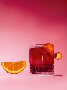 coctel vermut con tónica