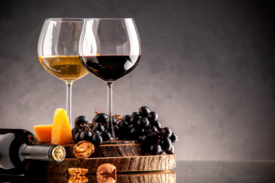 vinos y uvas